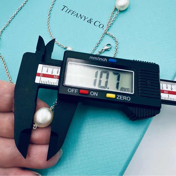 RARE 36” Tiffany & Co. Pearls by the Yard Sprinkle Necklace in Silver Packaging - Picture 9 of 13